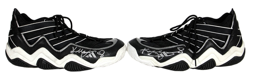 Zapatillas del debut de Kobe Bryant con los Lakers se venden por US$240,000 en subasta