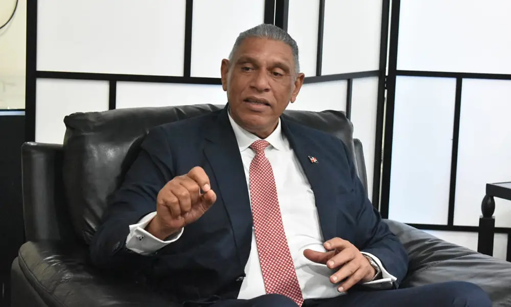Consulado en Nueva York ataca las estafas inmobiliarias a criollos
