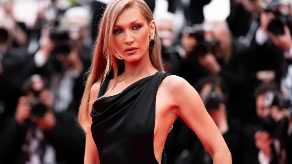 Bella Hadid revela su lucha contra la “ansiedad médica” por su enfermedad de Lyme