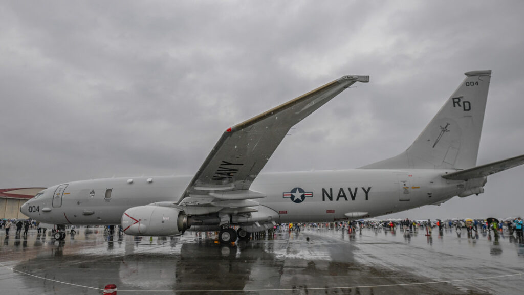 Irán golpea aviones de transporte y de reconocimiento de EE.UU.